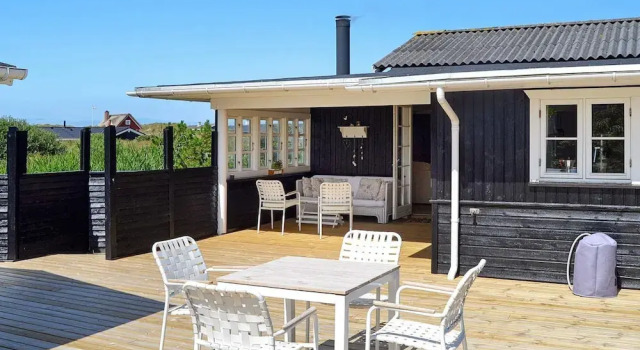 Premium Holiday Home in FanÃ¸ near Beach, Book Hotel Hotels in Fano with Parking, Parking