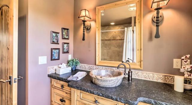 Коттедж Incline Village Home w/ Hot Tub + Lake Views!