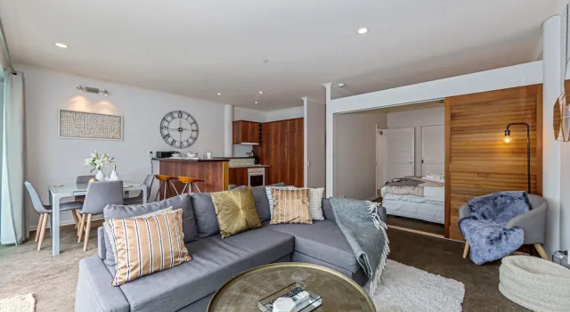 Апартаменты Premium 1BR Apartment at Princes Wharf