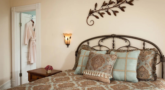 Номер Standard с балконом и с видом на горы Andon-Reid Inn Bed & Breakfast