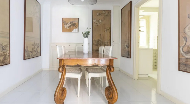 Wonderful Flat 2 Min From Trevi Fountain, Забронировать Отель Треви Рим, рядом с Посольство США в Риме