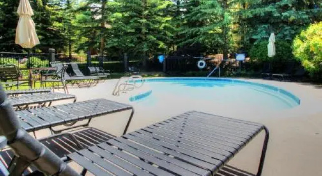187 Ridgepoint Townhomes Townhouse