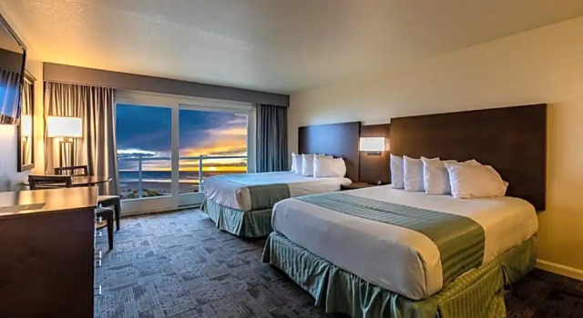 Четырёхместный номер Standard Driftwood Shores Resort