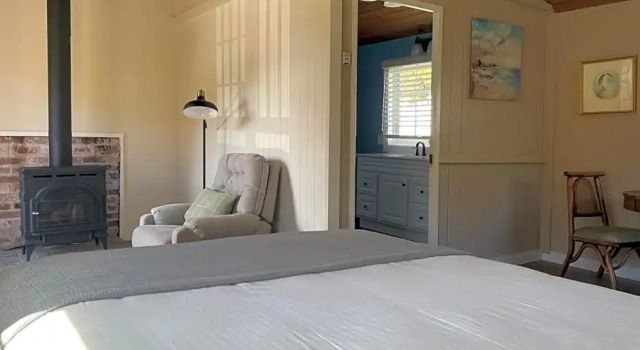 Номер Deluxe Jenner Inn