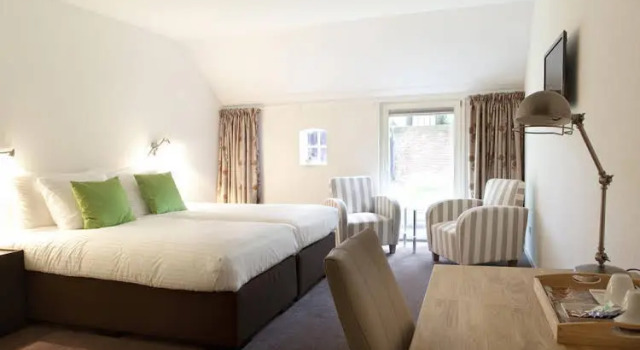 Hotel B&B Hoeve de Vredenhof, Buchen Sie Bed & Breakfast Zuidlaren Drenthe