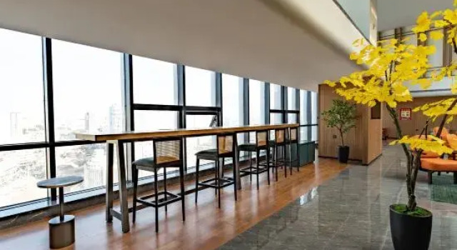 Binglv Kunlun Hotel (Yining Liuxing Street Branch)