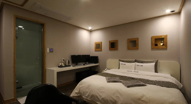 Hotel Gem