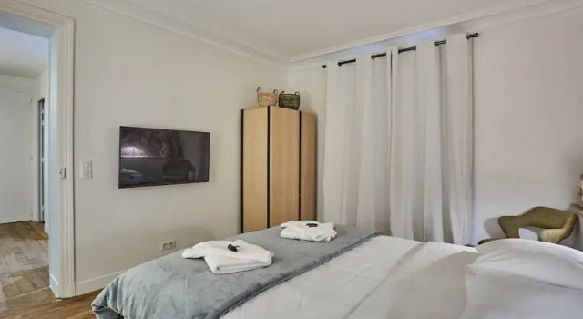 Charming Apartment - Eiffel Tower/trocadero, Забронировать Апартаменты/квартира Париж Иль-де-Франс, рядом с Maison de Balzac