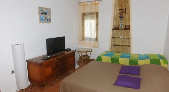 Affordable two Storey Island House 400m Away From the Beautiful Sandy Beach, Varaa Hotelli Island Ugljan Ugljan Island