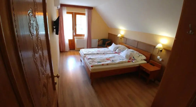 Zöld sziget Apartmanház, Buchen Sie Hotel Part Somogy