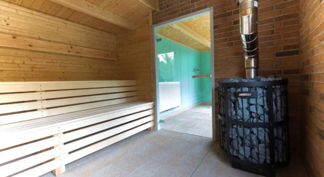 Коттедж c 1 комнатой Ferienhaus Warenthin SEE 8841