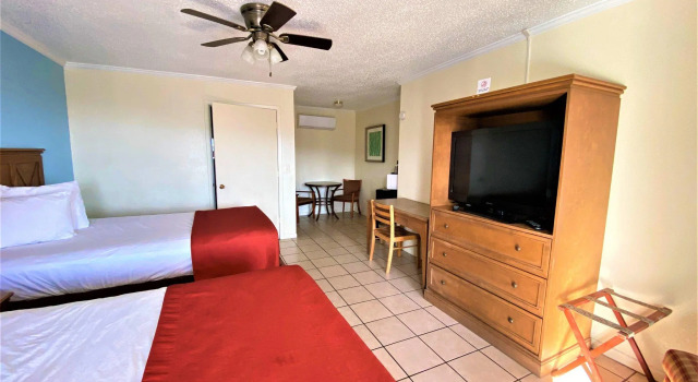 Четырёхместный номер Premium OYO Hotel Rockport- Bay View