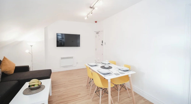 Flat 5 - 61 Old Dover Road
