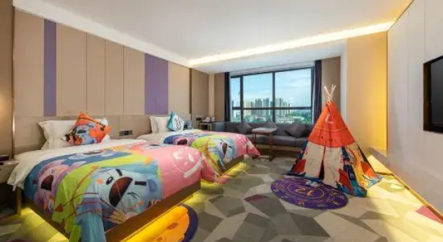Семейный тент Lavande Hotel Shaoguan Lechang triumph Xindu store