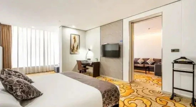 Четырёхместный люкс Deluxe Hengyuan International Hotel