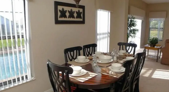 Коттедж 16708 High Grove House 4 Bedroom by Florida Star