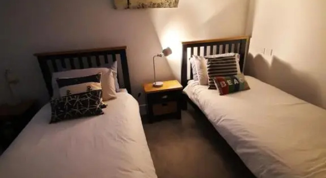 Oystercatcher number 6 , 2 bedrooms maidencombe village