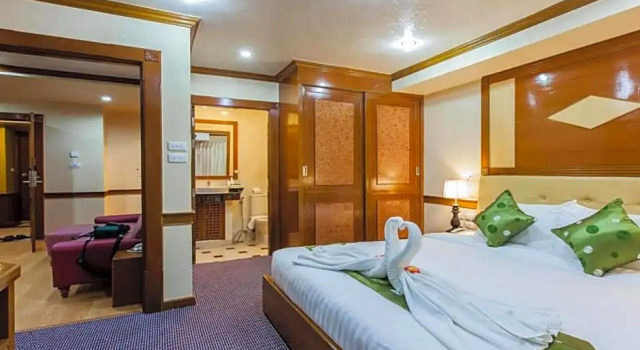 Люкс с 2 комнатами Paradise Sukhumvit