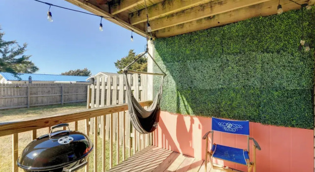 Апартаменты Walk to Atlantic Beach: Townhome w/ Patio!