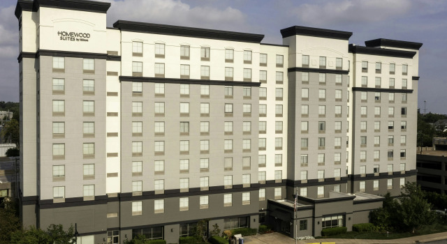 Homewood Suites by Hilton St. Louis - Galleria, Boek Hotel Hotels in Missouri met zwembad, Zwembad