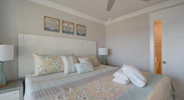 Suite Southern Charm, Забронировать Отель Остров Оук Северная Каролина