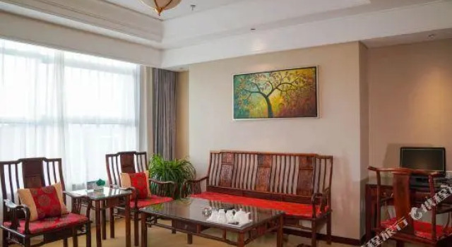 Люкс Deluxe Wulan International Hotel