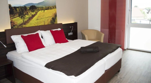 Dorfmeister Business Hotel B&B, Book Bed and Breakfast Hotels in Vienna Alps with Parking, Parking