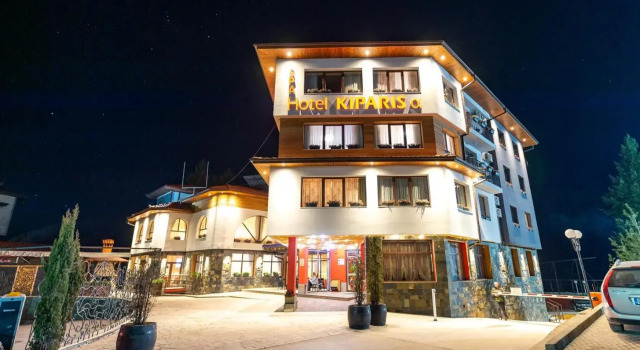 Hotel Kiparis Alfa, Book Hotel Hoteller i Rhodope Mountains med pool, Swimmingpool