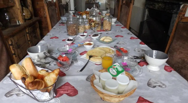 Люкс с видом на сад Chambre dHôtes La Marlotte