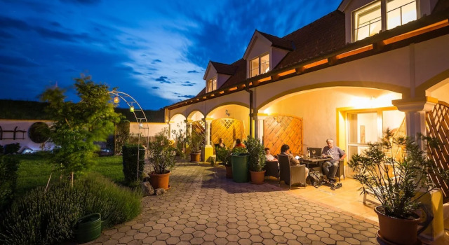 Семейные апартаменты с видом на сад Appartementhaus Martina