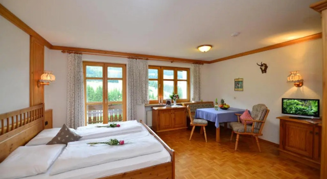 Двухместный номер Standard с балконом Zum Senn - Hotel Garni