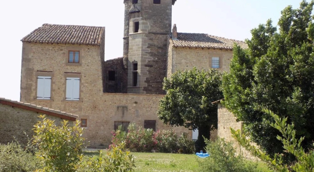 Les Gîtes de Genas, Prenota Casa vacanze Hotel a Alvernia con parcheggio, Parcheggio