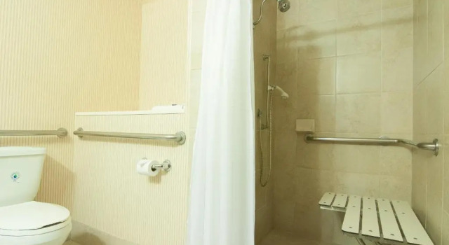 Двухместный номер Standard Anaheim Majestic Garden Hotel