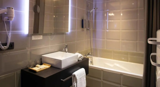 Номер Comfort Contact Hôtels Les Pierres Dorées