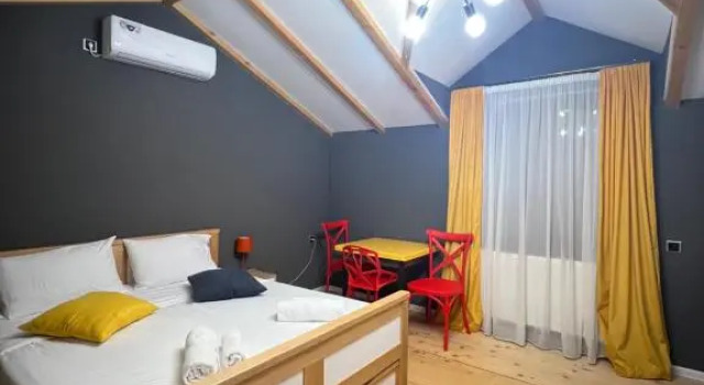 Апартаменты Borjomi Yellow Hotel