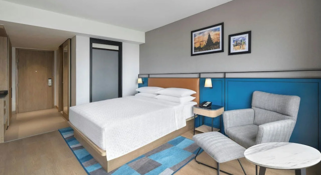 Номер Deluxe Four Points by Sheraton Chennai, Velachery