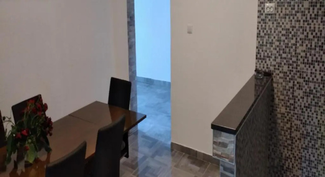 Апартаменты с 3 комнатами Apartments Miocic
