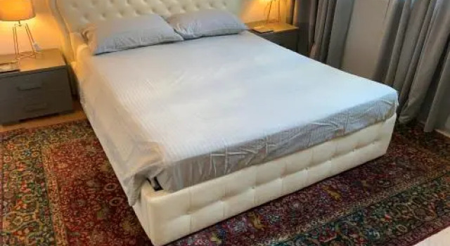 ITALIANSTAYRENTALS Suite Falier- Luminosa Venezia, Забронировать Апартаменты/квартира Санта-Кроче Венеция, рядом с Accademia Bridge