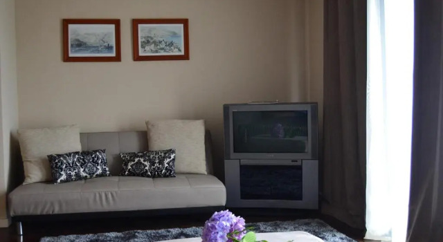 Holiday House 4 You, Забронировать Отель Отели Фуншал с парковкой, рядом с Сады Палейро, Парковка