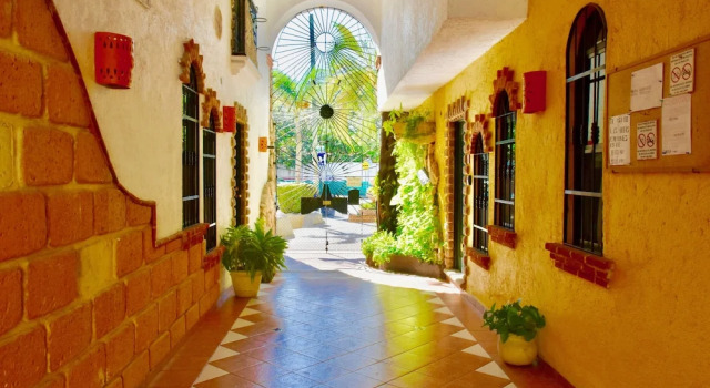 Hacienda Guadalupe by Seaside, Забронировать Отель Отели Плая-дель-Кармен 3 звезды, рядом с Морской вокзал города Плая-дель-Кармен, 3*