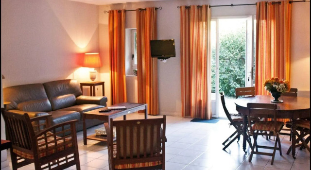 Domaine de Beaumont, Rezervovat Hotel Agde Canal du Midi