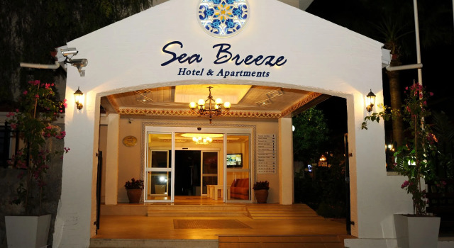 Sea Breeze Hotel & Apartments