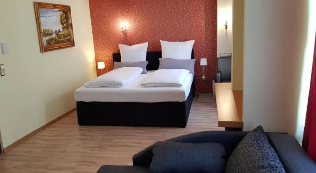 Полулюкс Hotel Villa Lalee