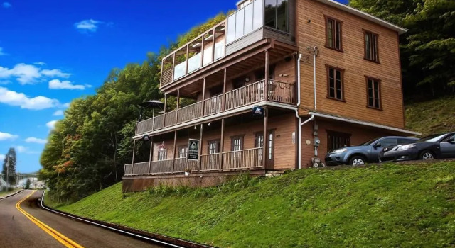 Auberge Le Four à Pain, Réserver Auberge de jeunesse Hôtels SPA à Québec, SPA