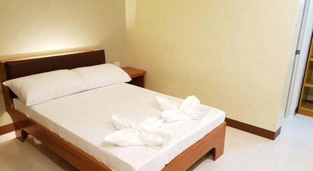 Junas Plaza Inn, Prenota Hotel El Nido 