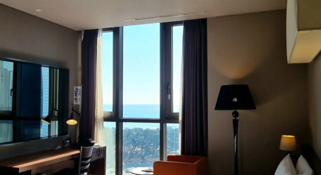 Двухместный семейный номер Deluxe с частичным видом на океан Best Louis Hamilton Hotel Haeundae