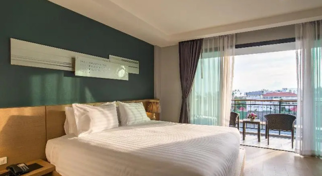 Двухместный номер Deluxe с балконом и с видом на океан AVA SEA Resort Krabi, Ao Nang Beach