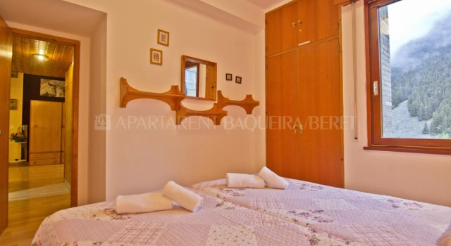 Apartamento Irissa, Забронировать Апартаменты/квартира Наут-Аран Каталония
