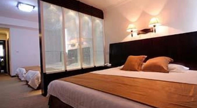 Super 8 Hotel Nanjing Huaguan Confucius Temple, Rezerwuj Hotel Qin Huai 