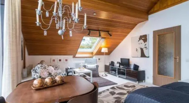 Aixpress Apartment, Забронировать Апартаменты/квартира Отели Бад-Херренальб с парковкой, рядом с Siebentäler Thermal Baths, Парковка